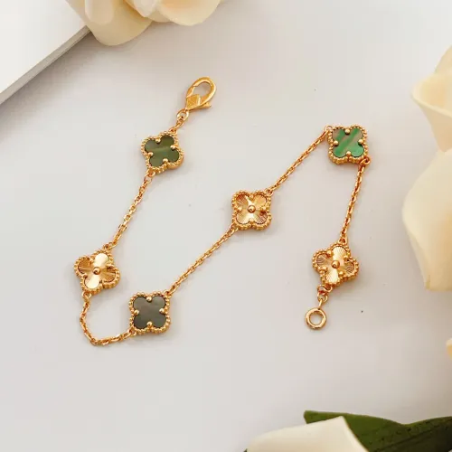 Replica Van Cleef & Arpels Bracelets For Women #1406636 $34.00 USD for Wholesale