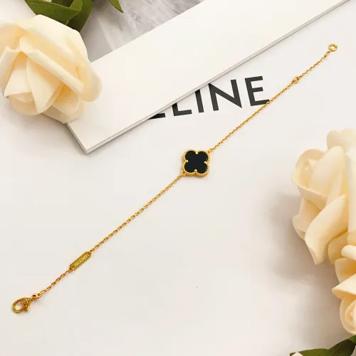 Replica Van Cleef & Arpels Bracelets For Women #1406643 $25.00 USD for Wholesale