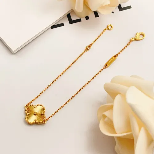 Replica Van Cleef & Arpels Bracelets For Women #1406654 $25.00 USD for Wholesale