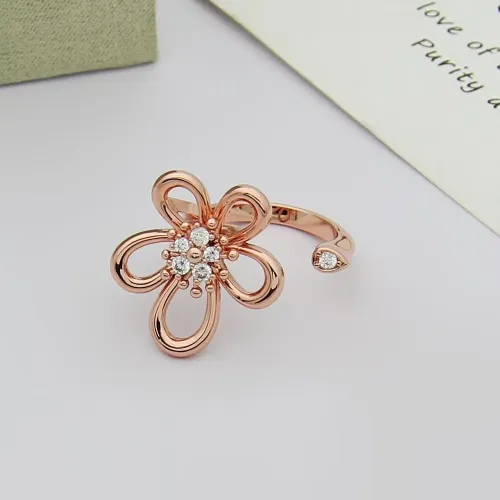 Van Cleef &amp; Arpels Rings In Rose Gold For Women #1406828 $27.00 USD, Wholesale Replica Van Cleef &amp; Arpels Rings