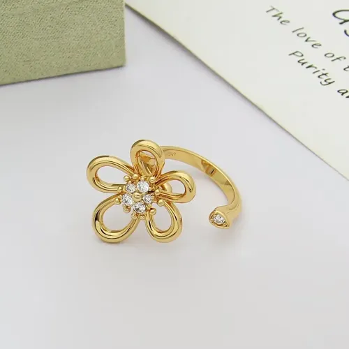 Van Cleef &amp; Arpels Rings In Gold For Women #1406829 $27.00 USD, Wholesale Replica Van Cleef &amp; Arpels Rings