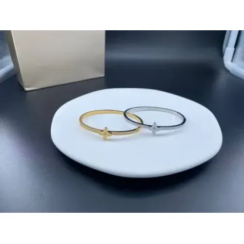 Replica Louis Vuitton LV Bracelets #1407729 $38.00 USD for Wholesale