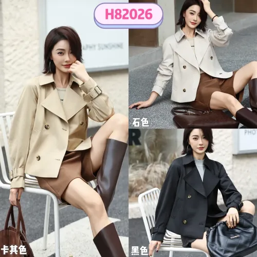Replica Burberry Trench Coat Long Sleeved For Women #1410242 $132.00 USD for Wholesale