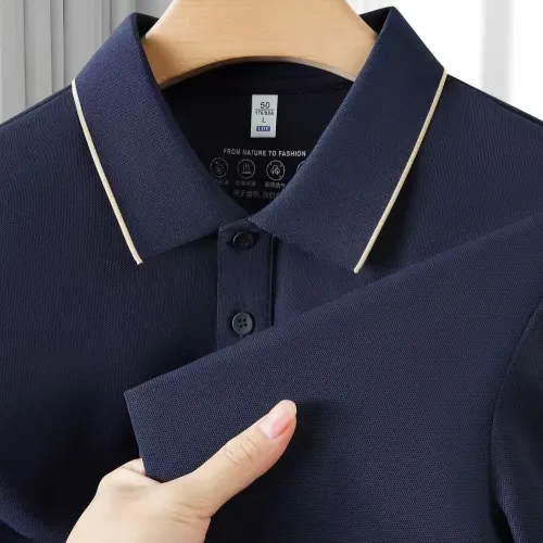 Replica Louis Vuitton LV T-Shirts Short Sleeved For Unisex #1410877 $42.00 USD for Wholesale