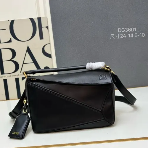 LOEWE AAA Quality Messenger Bags For Women #1411195 $128.00 USD, Wholesale Replica LOEWE AAA Quality Messenger Bags