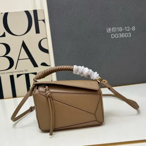 LOEWE AAA Quality Messenger Bags For Women #1411211 $98.00 USD, Wholesale Replica LOEWE AAA Quality Messenger Bags