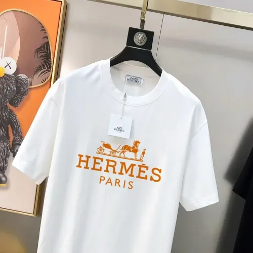 Replica Hermes T-Shirts Short Sleeved For Unisex #1411566 $27.00 USD for Wholesale