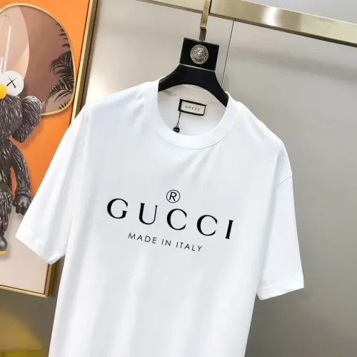 Replica Gucci T-Shirts Short Sleeved For Unisex #1411568 $27.00 USD for Wholesale