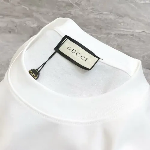 Replica Gucci T-Shirts Short Sleeved For Unisex #1411570 $27.00 USD for Wholesale