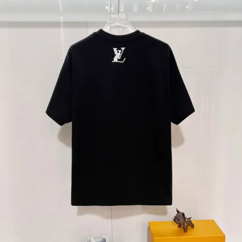 Replica Louis Vuitton LV T-Shirts Short Sleeved For Unisex #1411789 $45.00 USD for Wholesale