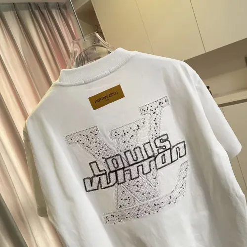Replica Louis Vuitton LV T-Shirts Short Sleeved For Unisex #1411800 $48.00 USD for Wholesale