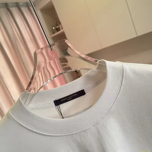 Replica Louis Vuitton LV T-Shirts Short Sleeved For Unisex #1411885 $45.00 USD for Wholesale