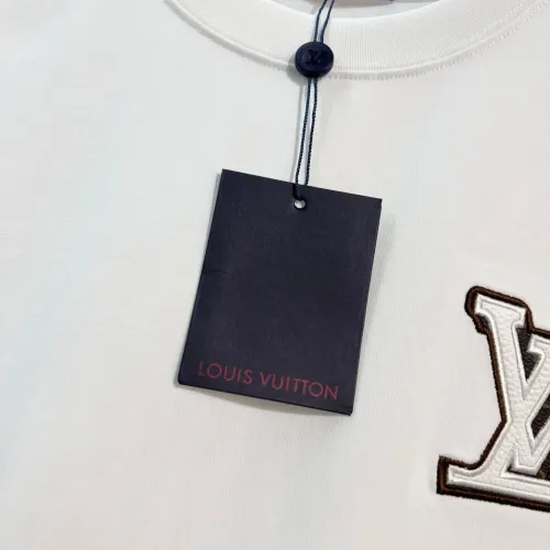 Replica Louis Vuitton LV T-Shirts Short Sleeved For Unisex #1412132 $48.00 USD for Wholesale