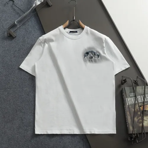 Replica Louis Vuitton LV T-Shirts Short Sleeved For Unisex #1412138 $52.00 USD for Wholesale