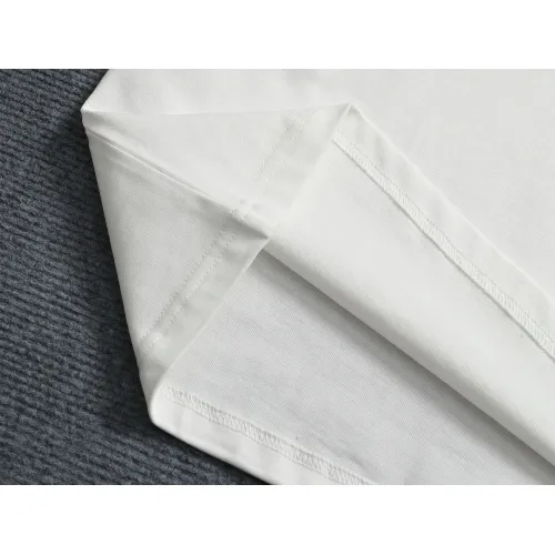 Replica Louis Vuitton LV T-Shirts Short Sleeved For Unisex #1412140 $52.00 USD for Wholesale