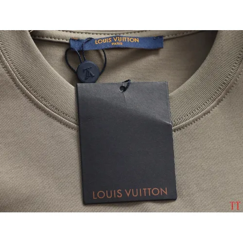 Replica Louis Vuitton LV T-Shirts Short Sleeved For Unisex #1412230 $40.00 USD for Wholesale