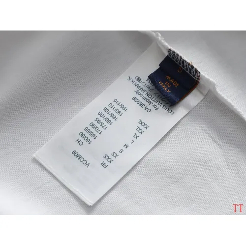 Replica Louis Vuitton LV T-Shirts Short Sleeved For Unisex #1412233 $40.00 USD for Wholesale