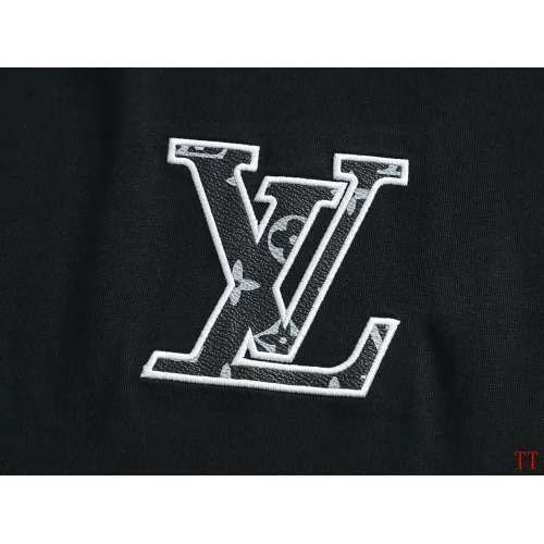 Replica Louis Vuitton LV T-Shirts Short Sleeved For Unisex #1412236 $40.00 USD for Wholesale