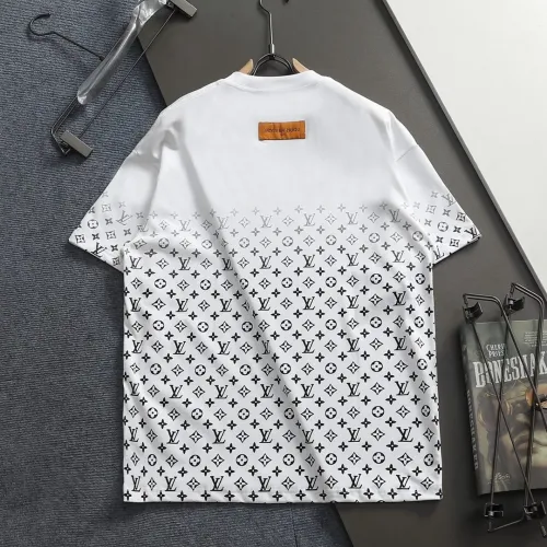 Replica Louis Vuitton LV T-Shirts Short Sleeved For Unisex #1412242 $40.00 USD for Wholesale