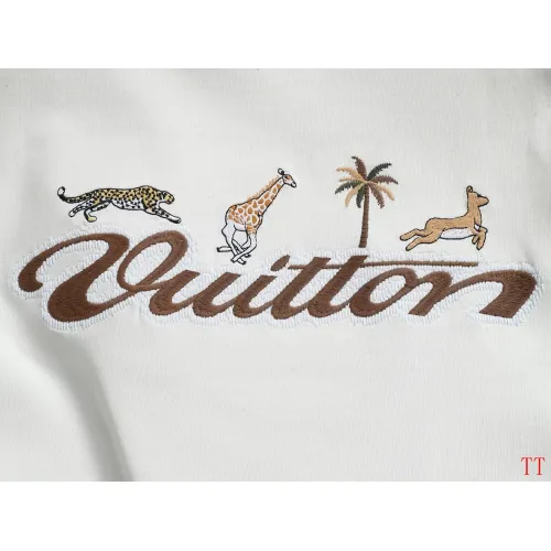 Replica Louis Vuitton LV T-Shirts Short Sleeved For Unisex #1412260 $48.00 USD for Wholesale
