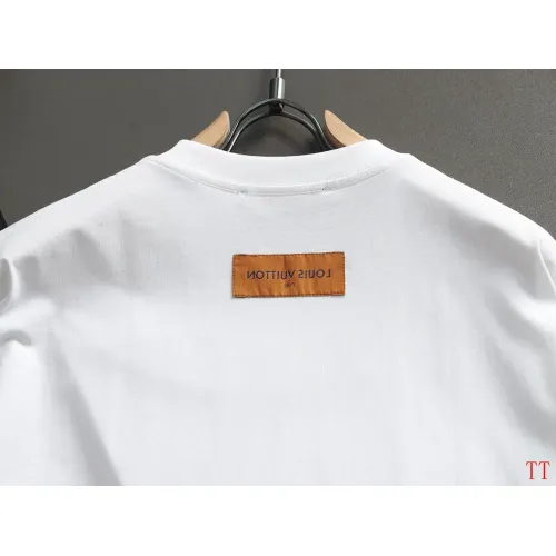 Replica Louis Vuitton LV T-Shirts Short Sleeved For Unisex #1412272 $40.00 USD for Wholesale