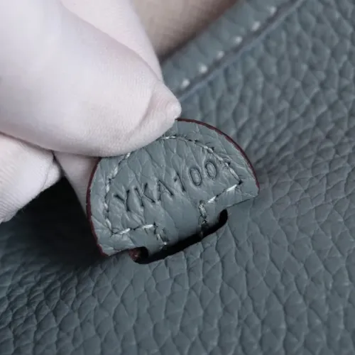 Replica Hermes AAA Quality Messenger Bags For Women #1412642 $105.00 USD for Wholesale