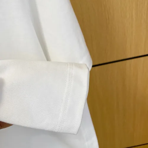 Replica Louis Vuitton LV T-Shirts Short Sleeved For Unisex #1412883 $64.00 USD for Wholesale