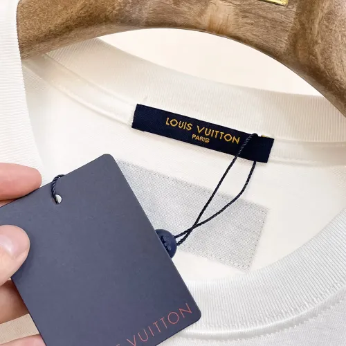 Replica Louis Vuitton LV T-Shirts Short Sleeved For Men #1412946 $68.00 USD for Wholesale