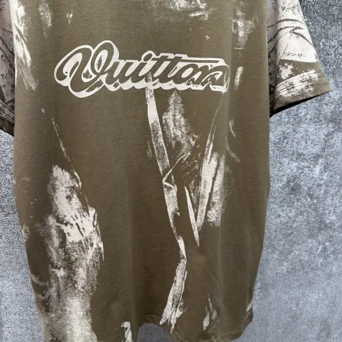 Replica Louis Vuitton LV T-Shirts Short Sleeved For Unisex #1412952 $56.00 USD for Wholesale