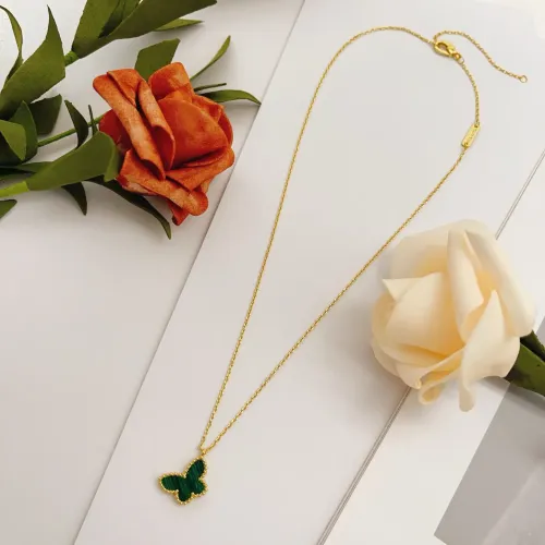 Replica Van Cleef & Arpels Necklaces For Women #1413247 $32.00 USD for Wholesale
