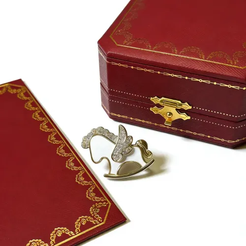 Cartier Brooches For Women #1413256 $36.00 USD, Wholesale Replica Cartier Brooches