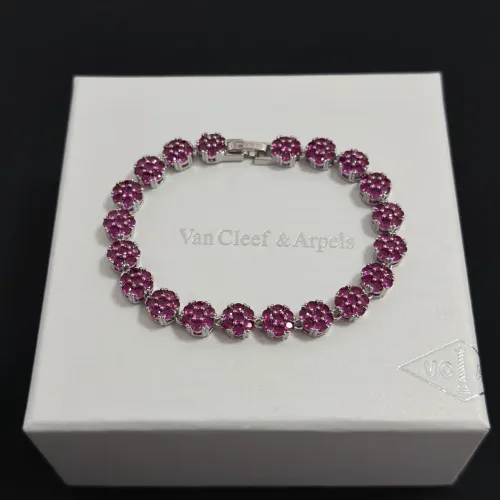 Van Cleef &amp; Arpels Bracelets For Women #1413299 $52.00 USD, Wholesale Replica Van Cleef &amp; Arpels Bracelets