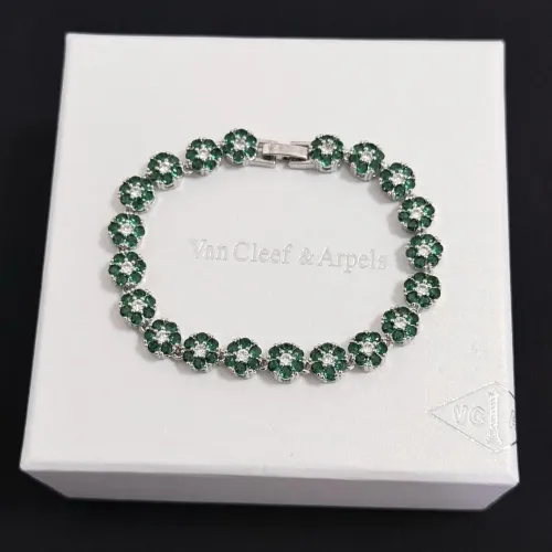 Van Cleef &amp; Arpels Bracelets For Women #1413300 $52.00 USD, Wholesale Replica Van Cleef &amp; Arpels Bracelets