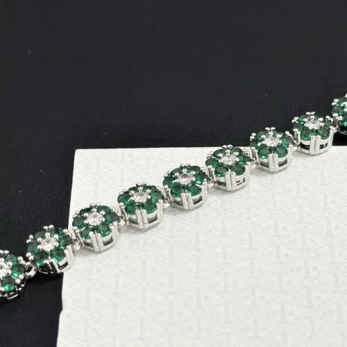 Replica Van Cleef & Arpels Bracelets For Women #1413300 $52.00 USD for Wholesale