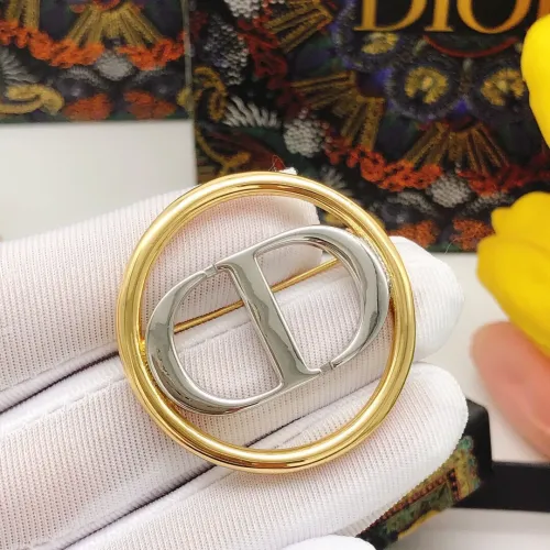 Replica Christian Dior Brooches For Women #1413381 $25.00 USD for Wholesale