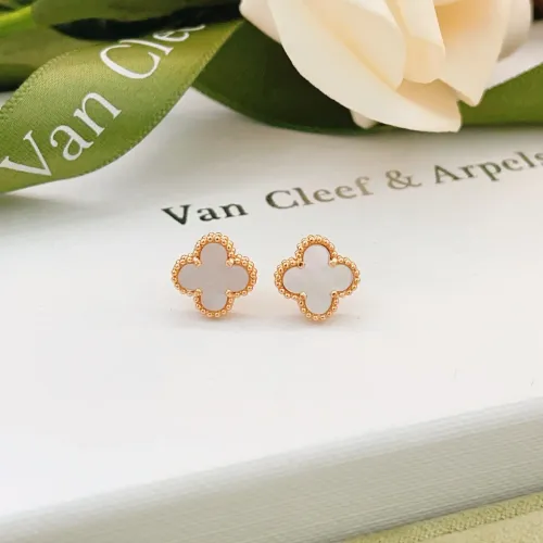 Van Cleef &amp; Arpels Earrings For Women #1413519 $25.00 USD, Wholesale Replica Van Cleef &amp; Arpels Earrings