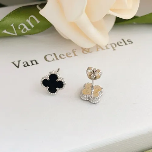 Replica Van Cleef & Arpels Earrings For Women #1413521 $25.00 USD for Wholesale