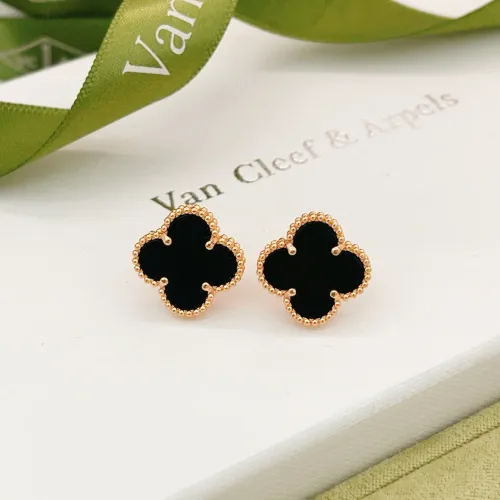 Van Cleef &amp; Arpels Earrings For Women #1413533 $25.00 USD, Wholesale Replica Van Cleef &amp; Arpels Earrings