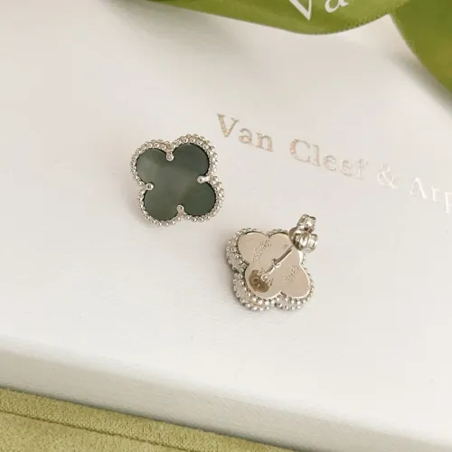 Replica Van Cleef & Arpels Earrings For Women #1413535 $25.00 USD for Wholesale