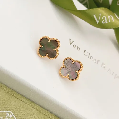 Replica Van Cleef & Arpels Earrings For Women #1413536 $25.00 USD for Wholesale
