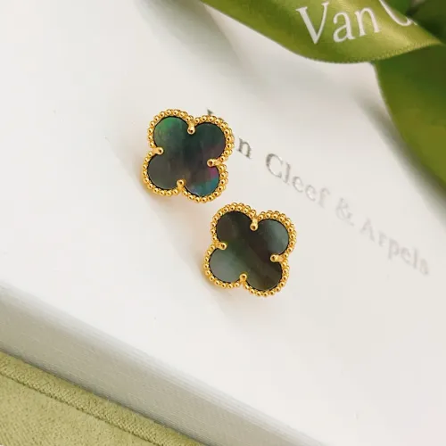 Van Cleef &amp; Arpels Earrings For Women #1413537 $25.00 USD, Wholesale Replica Van Cleef &amp; Arpels Earrings