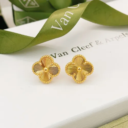 Van Cleef &amp; Arpels Earrings For Women #1413542 $25.00 USD, Wholesale Replica Van Cleef &amp; Arpels Earrings