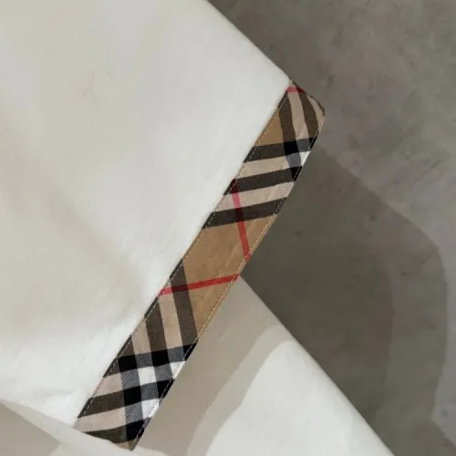 Replica Burberry T-Shirts Short Sleeved For Unisex #1413849 $48.00 USD for Wholesale