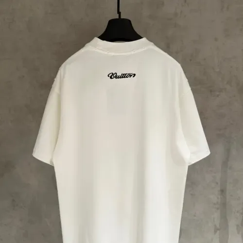 Replica Louis Vuitton LV T-Shirts Short Sleeved For Unisex #1413887 $48.00 USD for Wholesale