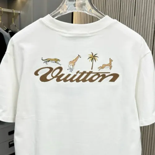 Replica Louis Vuitton LV T-Shirts Short Sleeved For Unisex #1414141 $40.00 USD for Wholesale