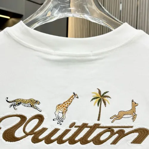 Replica Louis Vuitton LV T-Shirts Short Sleeved For Unisex #1414141 $40.00 USD for Wholesale