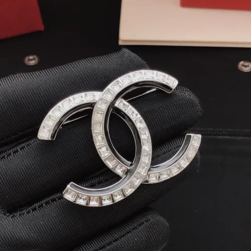 Chanel Brooches For Women #1414368 $29.00 USD, Wholesale Replica Chanel Brooches