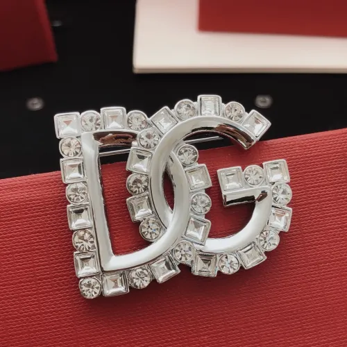 Dolce &amp; Gabbana Brooches For Women #1414371 $32.00 USD, Wholesale Replica Dolce &amp; Gabbana Brooches