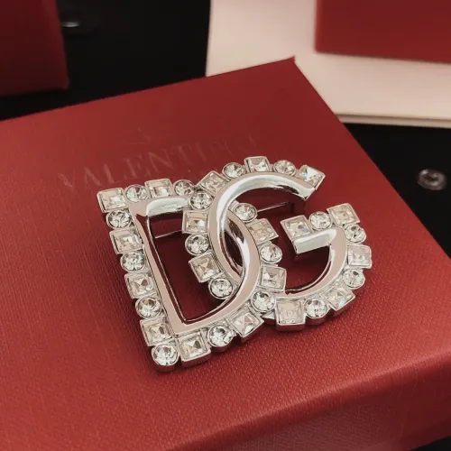 Replica Dolce & Gabbana Brooches For Women #1414371 $32.00 USD for Wholesale