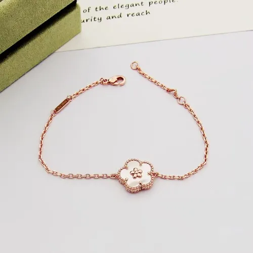 Van Cleef &amp; Arpels Bracelets For Women #1414444 $25.00 USD, Wholesale Replica Van Cleef &amp; Arpels Bracelets